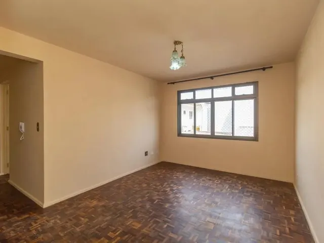 Apartamento 3 quartos e 1 banheiro, para alugar, no bairro Vila Izabel em Curitiba