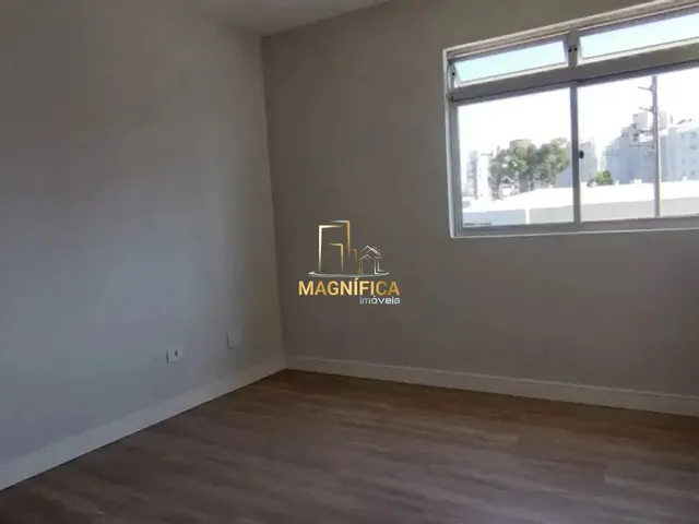 Apartamento 3 quartos e 2 banheiros, à venda, no bairro Rebouças em Curitiba