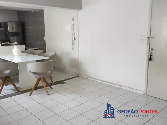 Apartamento 3 quartos e 2 banheiros, à venda, no bairro Boa Viagem em Recife
