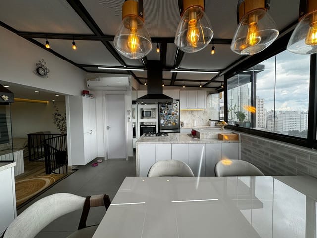 Apartamento com 190m² 2 quartos e 3 banheiros, à venda, no bairro Chácara Inglesa em São Paulo