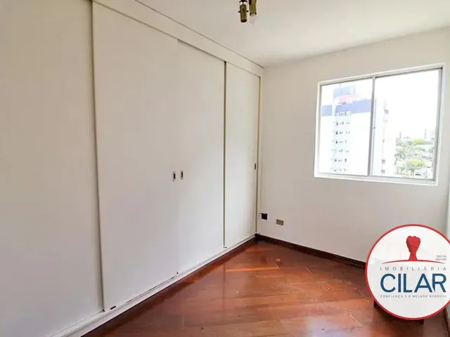 Apartamento 2 quartos e 1 banheiro, para alugar, no bairro Cabral em Curitiba