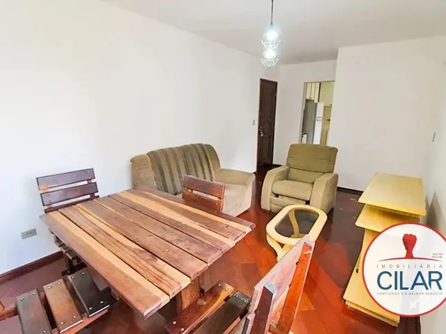 Apartamento 2 quartos e 1 banheiro, para alugar, no bairro Cabral em Curitiba