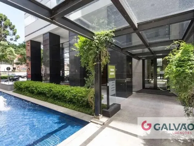 Apartamento 1 quarto e 1 banheiro, para alugar, no bairro Centro Cívico em Curitiba
