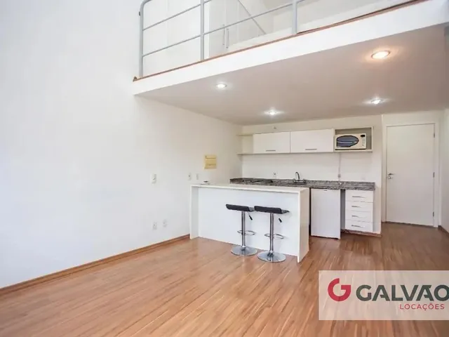 Apartamento 1 quarto e 1 banheiro, para alugar, no bairro Centro Cívico em Curitiba