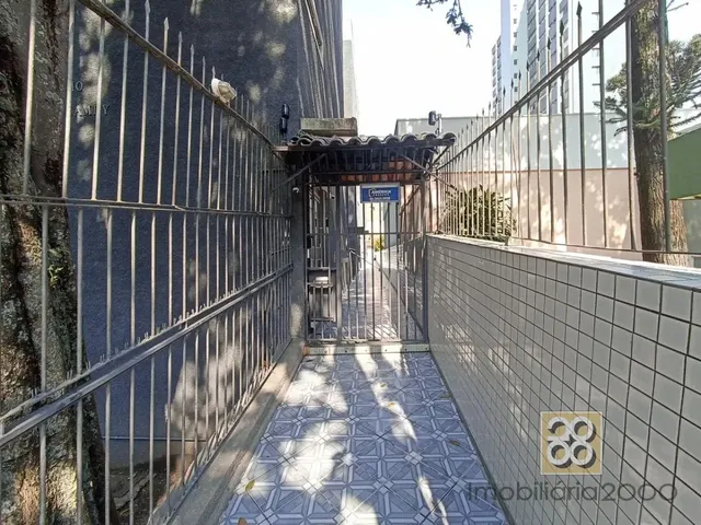 Apartamento 3 quartos e 1 banheiro, para alugar, no bairro Mercês em Curitiba