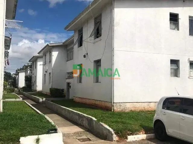 Apartamento 2 quartos e 1 banheiro, à venda, no bairro Campo Comprido em Curitiba