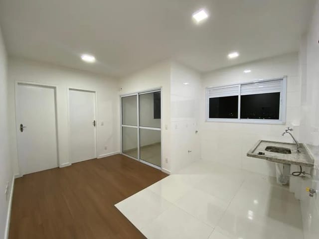 Apartamento 1 quarto e 1 banheiro, à venda, no bairro Centro em Osasco