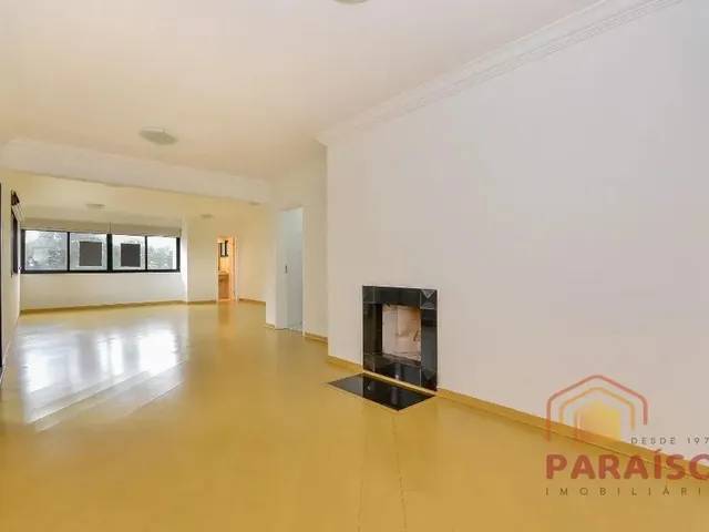 Apartamento 4 quartos e 3 banheiros, para alugar, no bairro Mossunguê em Curitiba