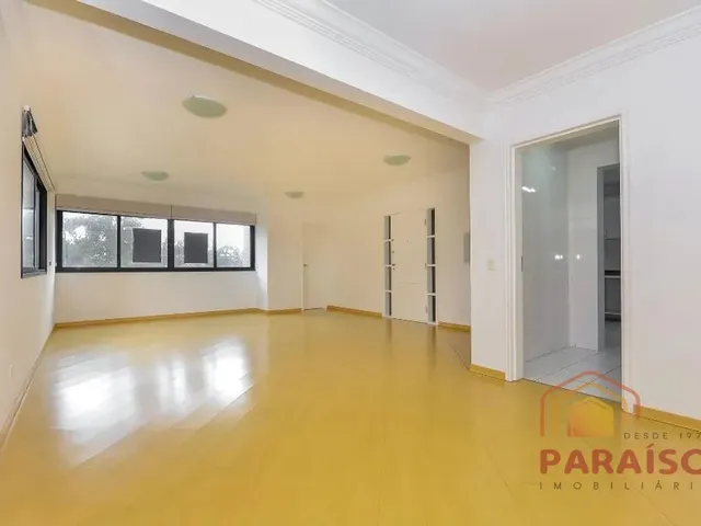 Apartamento 4 quartos e 3 banheiros, para alugar, no bairro Mossunguê em Curitiba