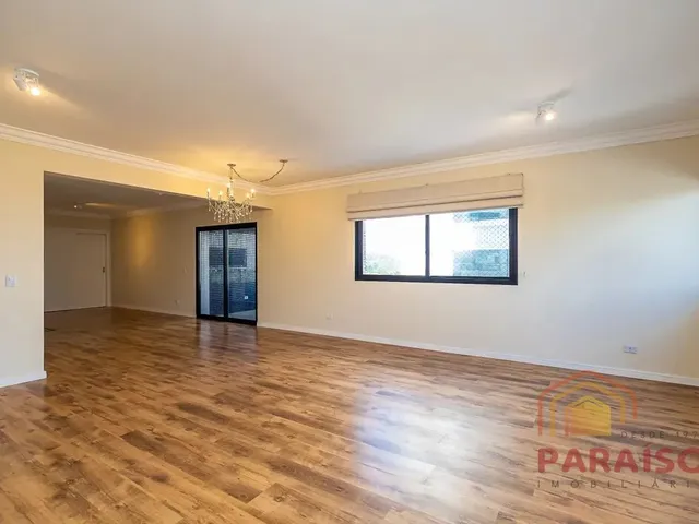 Apartamento 4 quartos e 3 banheiros, para alugar, no bairro Mossunguê em Curitiba