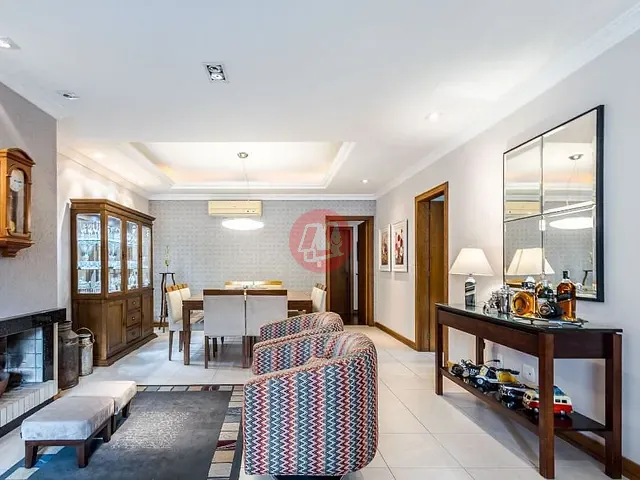 Apartamento com 292m² 3 quartos e 3 banheiros, à venda, no bairro Vila Ipiranga em Porto Alegre