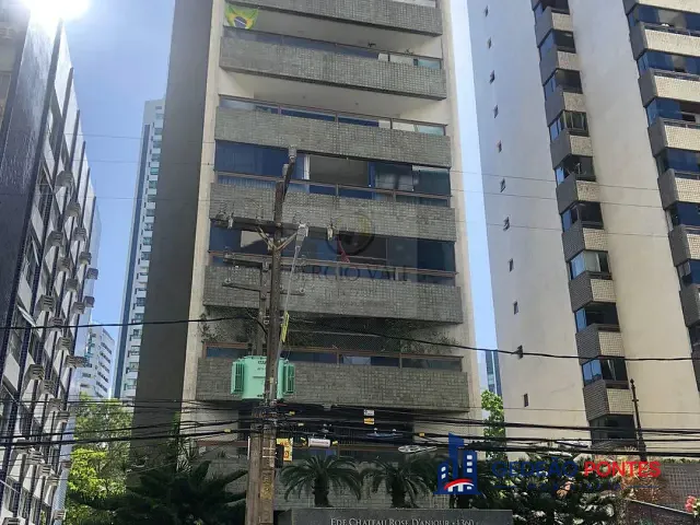 Apartamento 4 quartos e 3 banheiros, à venda, no bairro Boa Viagem em Recife