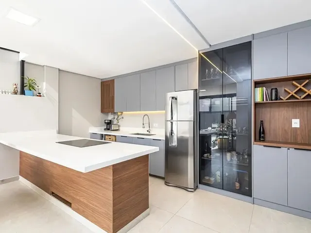 Apartamento à venda, no bairro Campo Comprido em Curitiba