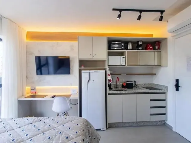 Apartamento 1 quarto e 1 banheiro, à venda, no bairro Água Verde em Curitiba