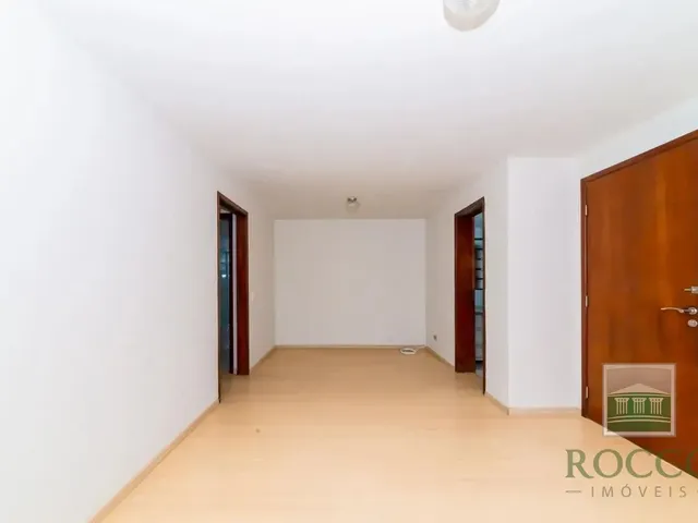 Apartamento 3 quartos e 2 banheiros, para alugar, no bairro Bacacheri em Curitiba
