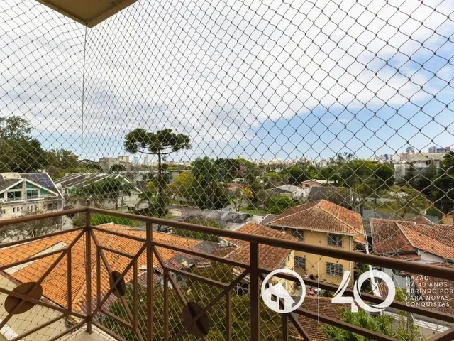 Apartamento para alugar, no bairro Cristo Rei em Curitiba