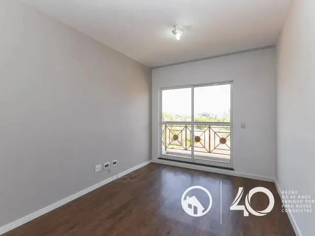 Apartamento para alugar, no bairro Cristo Rei em Curitiba