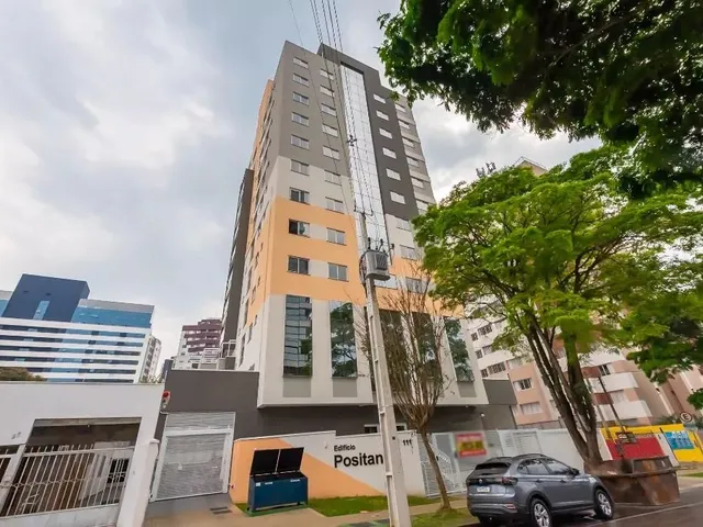Apartamento 1 quarto e 1 banheiro, para alugar, no bairro Água Verde em Curitiba