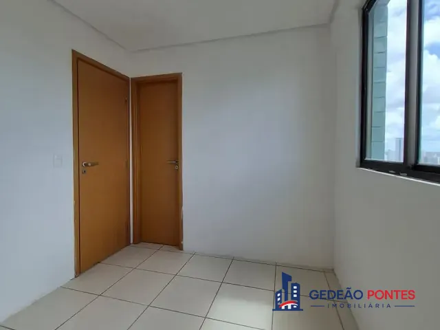 Apartamento 2 quartos e 2 banheiros, à venda, no bairro Torre em Recife