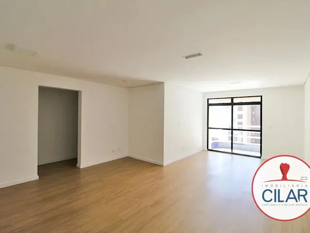 Apartamento 3 quartos e 1 banheiro, para alugar, no bairro Cristo Rei em Curitiba