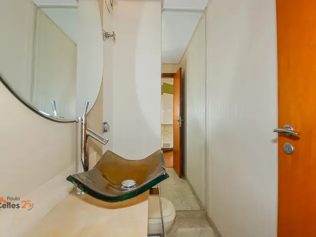 Apartamento 3 quartos e 4 banheiros, para alugar, no bairro Água Verde em Curitiba