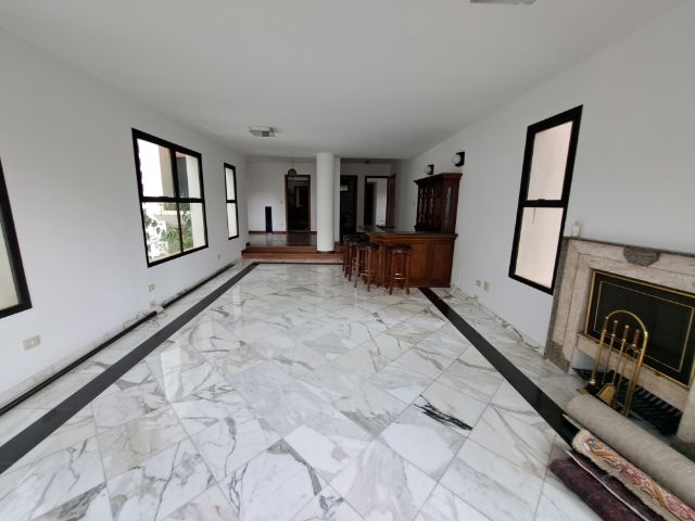 Apartamento com 328m² 4 quartos e 4 banheiros, à venda ou para alugar, no bairro Jardim Vila Mariana em Rua Professora Carolina Ribeiro