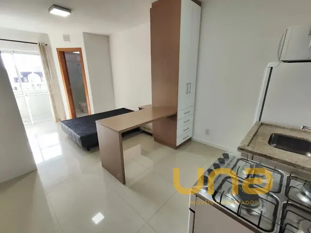 Apartamento 1 quarto e 1 banheiro, para alugar, no bairro CENTRO em Curitiba