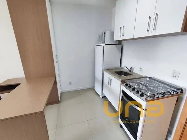 Apartamento 1 quarto e 1 banheiro, para alugar, no bairro CENTRO em Curitiba