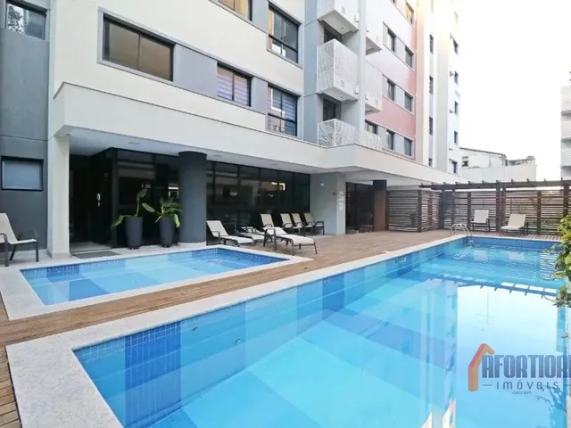 Apartamento 2 quartos e 1 banheiro, à venda, no bairro Santo Inácio em Curitiba