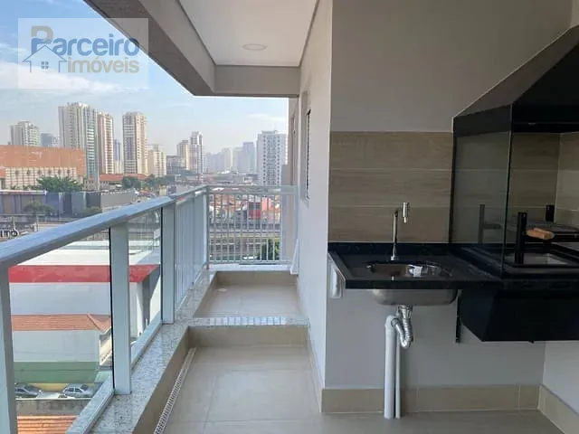 Apartamento 2 quartos e 2 banheiros, à venda, no bairro Vila Azevedo em São Paulo