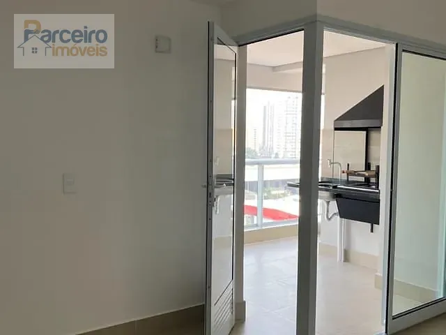 Apartamento 2 quartos e 2 banheiros, à venda, no bairro Vila Azevedo em São Paulo
