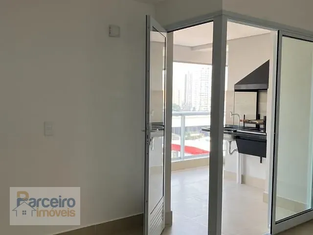 Apartamento 2 quartos e 2 banheiros, à venda, no bairro Vila Azevedo em São Paulo