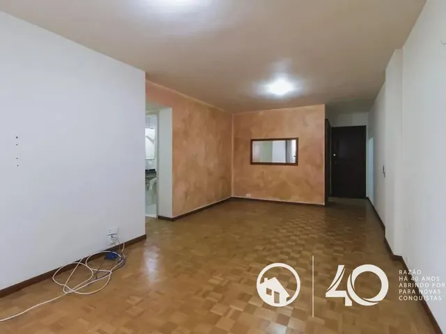 Apartamento 3 quartos e 2 banheiros, para alugar, no bairro Cristo Rei em Curitiba