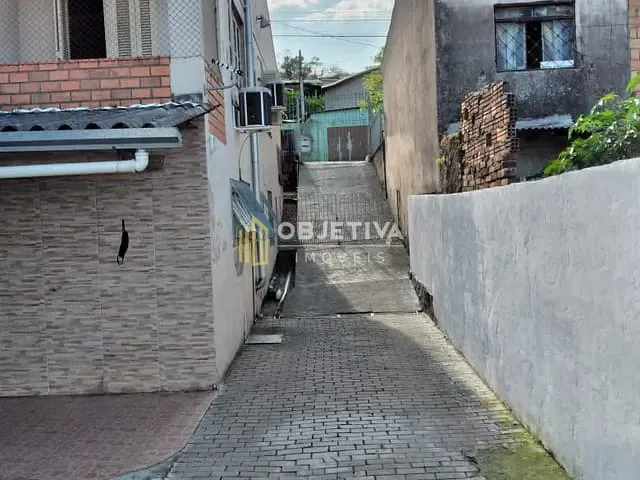 Casa 3 quartos e 3 banheiros, à venda, no bairro Jardim Carvalho em Porto Alegre