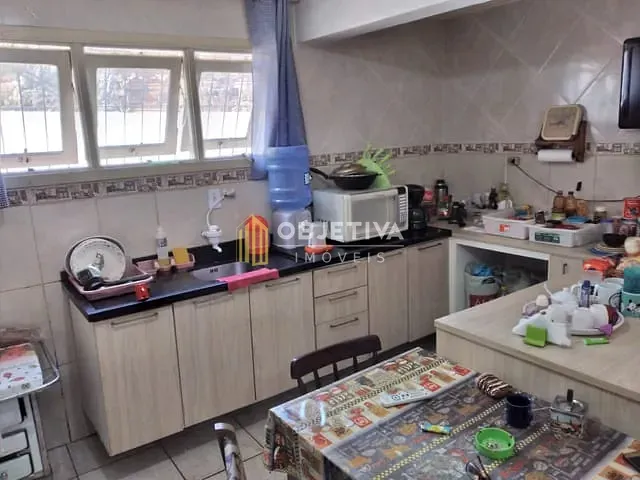 Casa 3 quartos e 3 banheiros, à venda, no bairro Jardim Carvalho em Porto Alegre