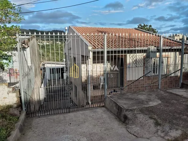 Casa 3 quartos e 3 banheiros, à venda, no bairro Jardim Carvalho em Porto Alegre