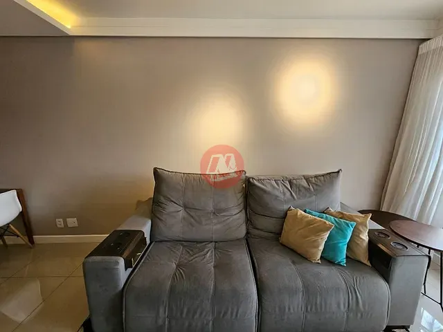 Apartamento 2 quartos e 2 banheiros, à venda, no bairro Jardim Botânico em Porto Alegre
