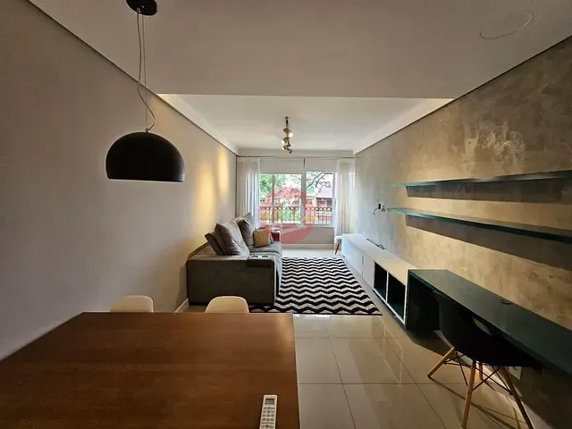 Apartamento 2 quartos e 2 banheiros, à venda, no bairro Jardim Botânico em Porto Alegre