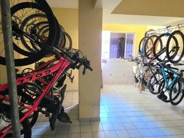 Apartamento 1 quarto e 1 banheiro, à venda, no bairro Centro em Curitiba