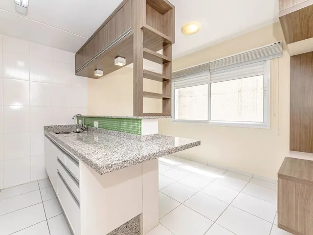 Apartamento 1 quarto e 1 banheiro, para alugar, no bairro Bigorrilho em Curitiba