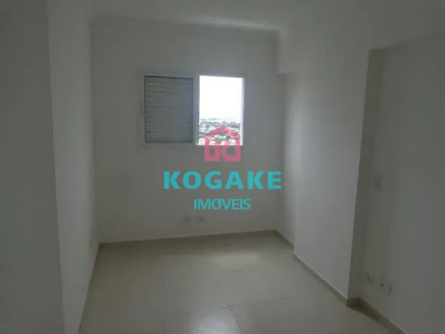 Apartamento 2 quartos e 2 banheiros, para alugar, no bairro Jardim América em São José dos Campos