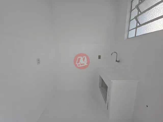 Apartamento com 50m² 1 quarto e 1 banheiro, para alugar, no bairro Rio Branco em Porto Alegre