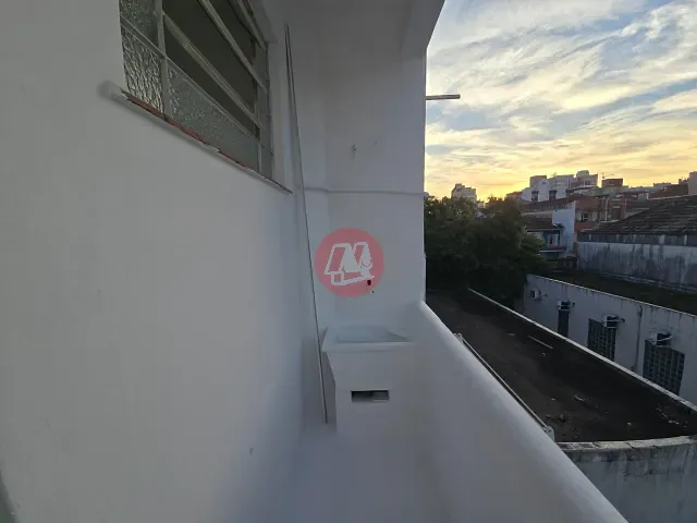 Apartamento com 50m² 1 quarto e 1 banheiro, para alugar, no bairro Rio Branco em Porto Alegre
