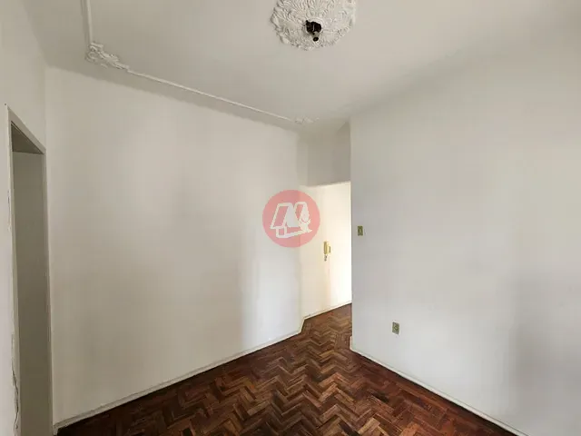 Apartamento com 50m² 1 quarto e 1 banheiro, para alugar, no bairro Rio Branco em Porto Alegre