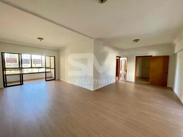 Apartamento 4 quartos e 2 banheiros, para alugar, no bairro Centro em Chapecó