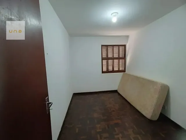 Apartamento 2 quartos e 1 banheiro, para alugar, no bairro Rebouças em Curitiba