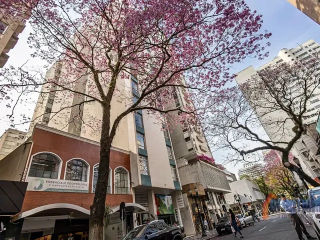 Apartamento 3 quartos e 4 banheiros, à venda, no bairro Centro em Curitiba