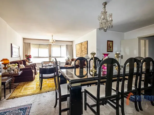 Apartamento 3 quartos e 4 banheiros, à venda, no bairro Centro em Curitiba