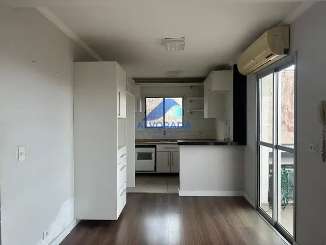 Apartamento 2 quartos e 2 banheiros, para alugar, no bairro Jardim das Indústrias em São José dos Campos