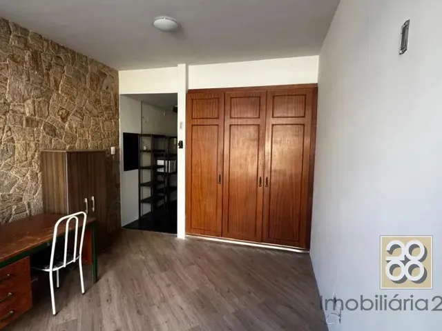 Apartamento 1 quarto e 1 banheiro, para alugar, no bairro Centro em Curitiba